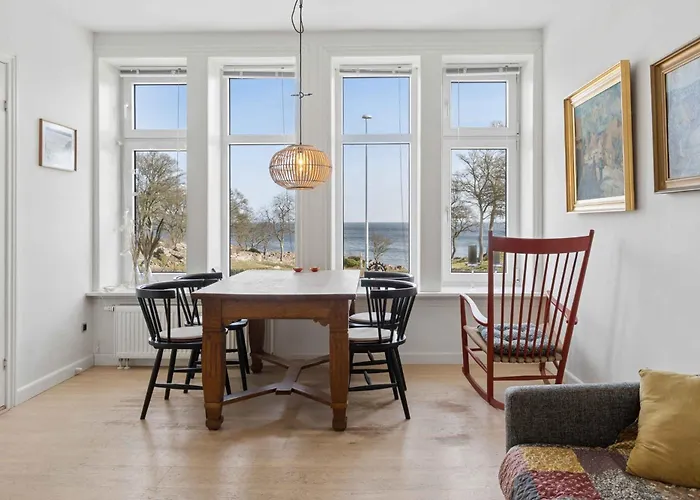 Bright With Open Sea Views * Allinge-Sandvig